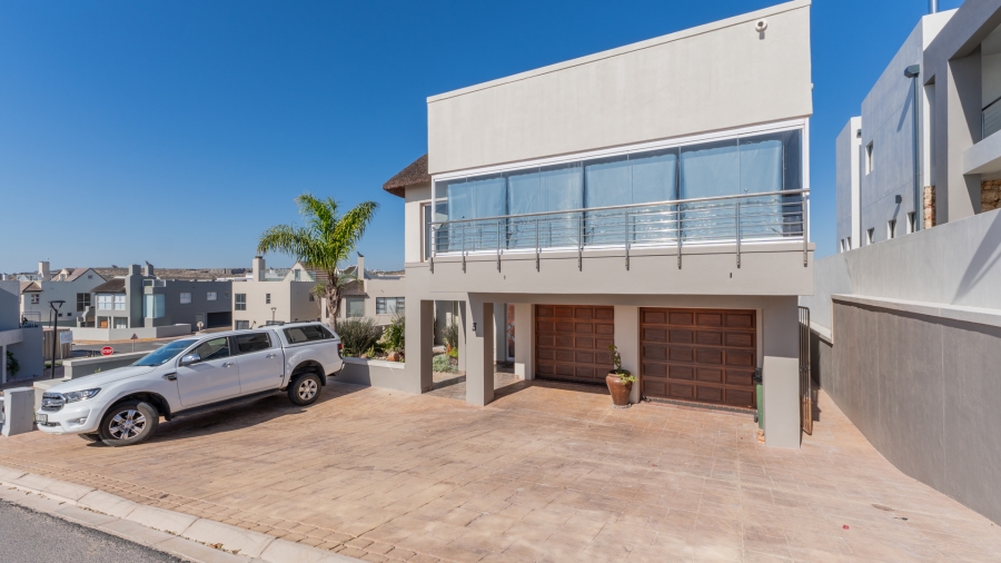5 Bedroom Property for Sale in Waterfront Western Cape